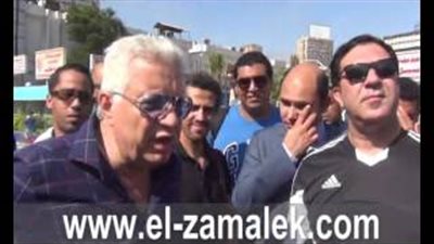 بالفيديو.. مرتضى منصور يستقبل وفدا من «فيفا» في نادي الزمالك