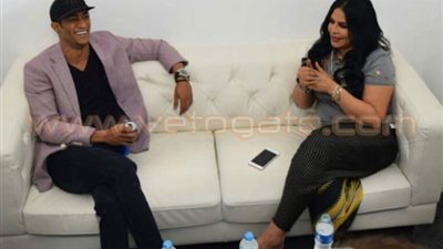 بالصور.. أحلام ومادلين طبر في ضيافة محمد رمضان بمسرحية «أهلا رمضان»