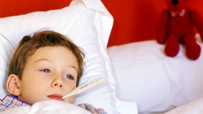 بالصوت.. أنقذي طفلك من «السخونية» بـ 4 طرق في الصيف