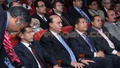 بالصور ..بدء المؤتمر الصحفي لـ
