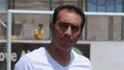 علي ماهر يرفض اللاعبين الموظفين في سموحة