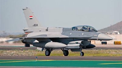 طائرات «إف 16» العراقية تقتل 12 داعشيا في قضاء القائم