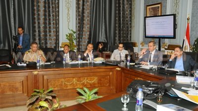 «تقصي حقائق القمح» تجتمع بممثلي القوات المسلحة في البرلمان