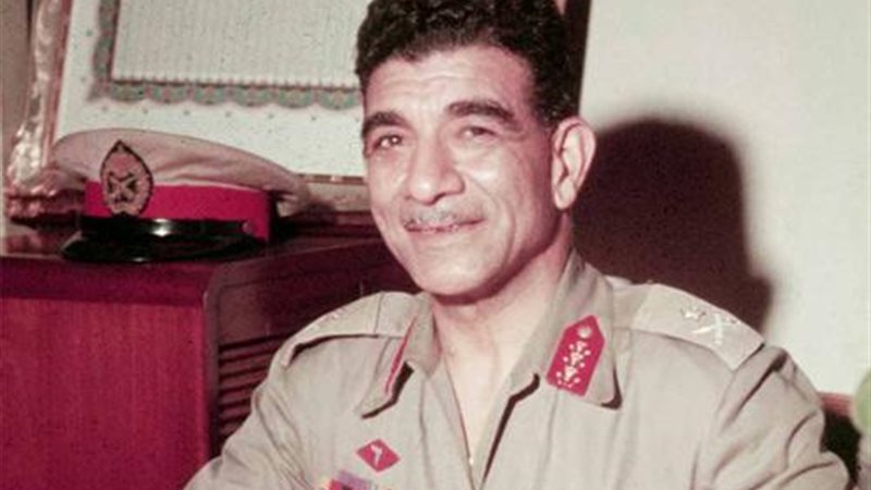 محمد نجيب