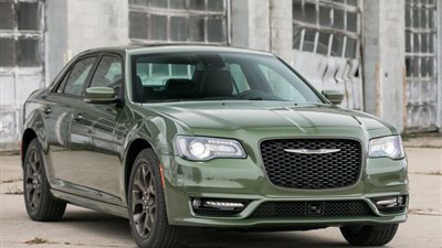 فئات كرايسلر تجري تغييرات مناصب داخل مصنع السيارات