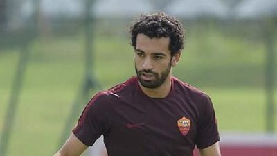 بالصور.. محمد صلاح يبدأ الاستعداد مع روما لموقعة برشلونة