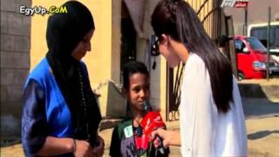 بالفيديو.. أول «حانوتية» تدفن «ميتا» وسط دهشة «مذيعة التحرير»