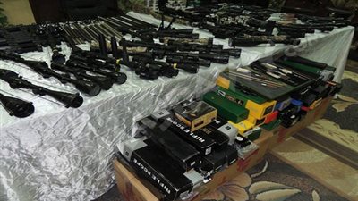 ضبط مخزن للأسلحة والمتفجرات بشمال سيناء