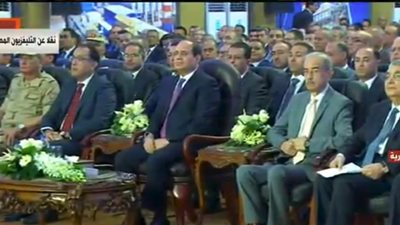 بدء افتتاح مشروعات الكهرباء القومية بتلاوة القرآن