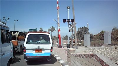 11 مزلقانًا للموت بالفيوم تنتظر رحمة السكك الحديدية