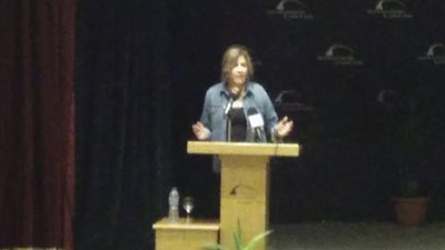 هدى عبد الناصر تطالب بجمع تراث مبارك