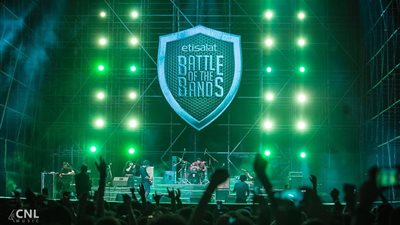 «جدل» تبدع بأغانيها في دندي مول (صور)