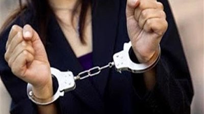 تجديد حبس ربة منزل 15 يوما بتهمة تعذيب أبناء زوجها في الجيزة