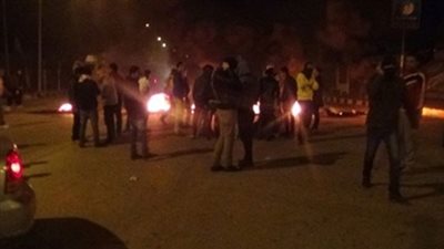 أنصار«الإرهابية» يقطعون الطريق العام بمحطة الزقازيق