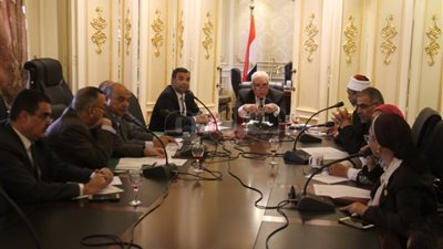 «دينية البرلمان» توصي بتعيين العمال المؤقتين في الأوقاف