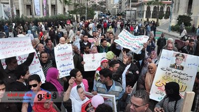 بالصور.. وقفة بـ