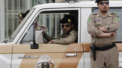 السجن وسداد 10 آلاف ريال عقوبة عدم مغادرة الجاليات بعد انتهاء تأشيرة العمرة والحج