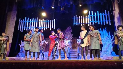 مخرج «سر العودة»: «القومي للمسرح» فرصة للاستفادة من النقاد