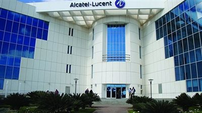 «ألكاتيل» تطلق أول هواتفها بنظام «ويندوز 10» نهاية العام