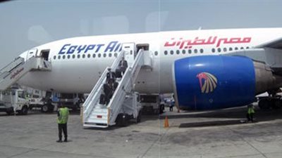«مصر للطيران» تنقل 15 ألف راكبا على متن 102 رحلة خلال 24 ساعة