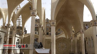 إخلاء الكاتدرائية من المتظاهرين