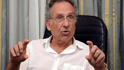 ممدوح حمزة: العلاقات تتحسن لو دعا باسم يوسف 