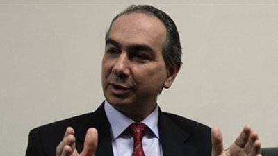 خالد العادلى: الانتهاء من تقييم عروض مناقصة «رصف الطرق» الشهر الجارى