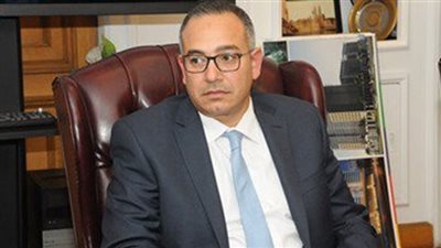 نائب وزير الإسكان يضع حجر أساس تطوير منطقة الصحابي في أسوان