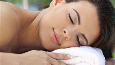 أطعمة تساعدك على الاسترخاء والنوم الهادئ