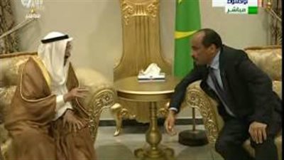 بالفيديو.. لحظة وصول أمير الكويت لحضور اجتماعات الجامعة العربية