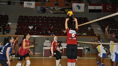 سيدات طائرة الأهلى يتأهلن للمربع الذهبى بالبطولة الأفريقية