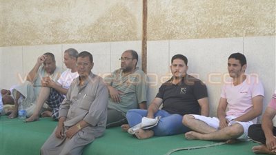 بالصور.. لليوم الخامس أهالي 