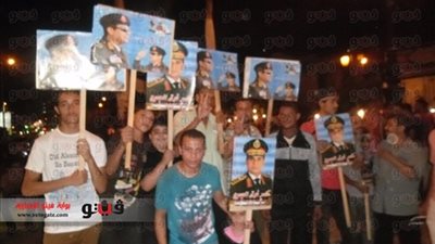 مسيرة بالسيارات لتأييد القوات المسلحة بحلوان