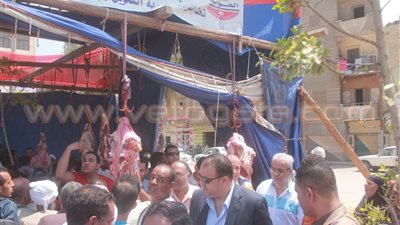 منافذ بيع اللحوم المدعمة بالفيوم تذبح 80 عجلًا أسبوعيًا