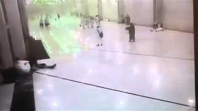 فيديو جديد للحظة انهيار سقف بالحرم المكي على الحجاج في حادثة الرافعة