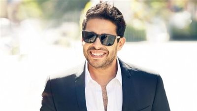 محمد حماقي الأول على «يوتيوب» بـ«كان وكان»