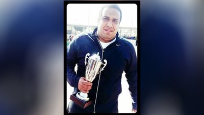 وفاة مدرب كرة اليد بنادي الشمس في حادث بطريق العلمين