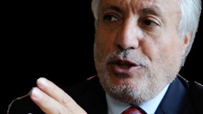 السياسى الليبى إبراهيم قويدر: إخوان ليبيا ليس لهم قاعدة شعبية.. أحمد قذاف الدم متورط فى قتل 