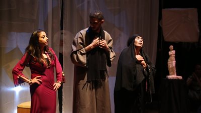 إشادة كبيرة بـ«ستوديو» على مسرح الغد