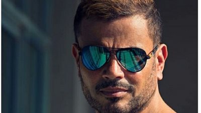 بوستر عمرو دياب يهزم ألبوم إليسا