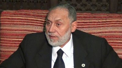 مشرف الجامع الأزهر يلتقي الأول على الشعبة الإسلامية