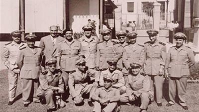 صورة تذكارية نادرة لأول مجلس إدارة مصرى لقناة السويس