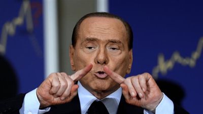 بيرلسكوني للاعبي ميلان: الفوز على اليوفي يمحي أخطاء الماضي