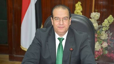 محافظ الدقهلية يقرر النزول بدرجات القبول بالثانوية العامة