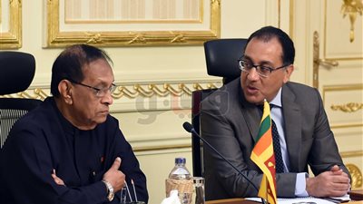 «مدبولي» يستقبل رئيس البرلمان السيريلانكي
