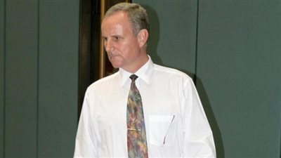 الإطاحة بوزير أسترالي على خلفية فيديو تعذيب المحتجزين