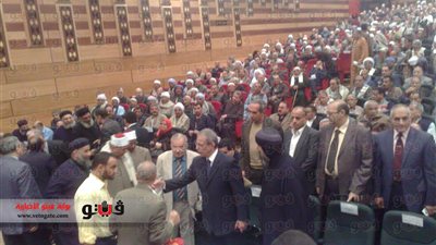 مستشار الأزهر وأسقف الأقباط يحثان المواطنين على المشاركة في الاستفتاء