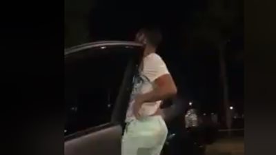 شاب يسخر من «كيكي» دينا الشربيني (فيديو)