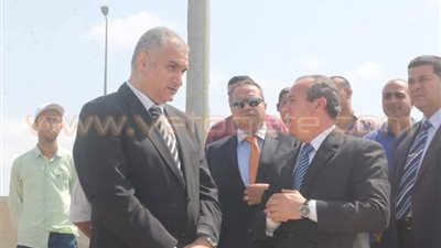 محافظ دمياط وقيادات الرقابة الإدارية يتفقدون موقع مدينة الأثاث