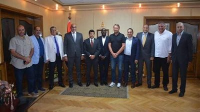وزير الرياضة يلتقي رئيس اتحاد اليد والمدير الفني الجديد للمنتخب